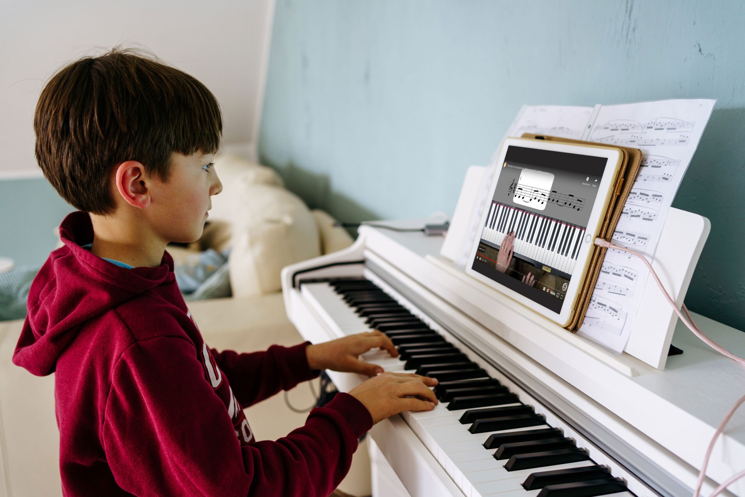 Using the the best free piano learning app for kids.